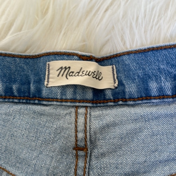 Madewell Balloon Jean in Light Wash | Size 29 - Picture 3 of 6